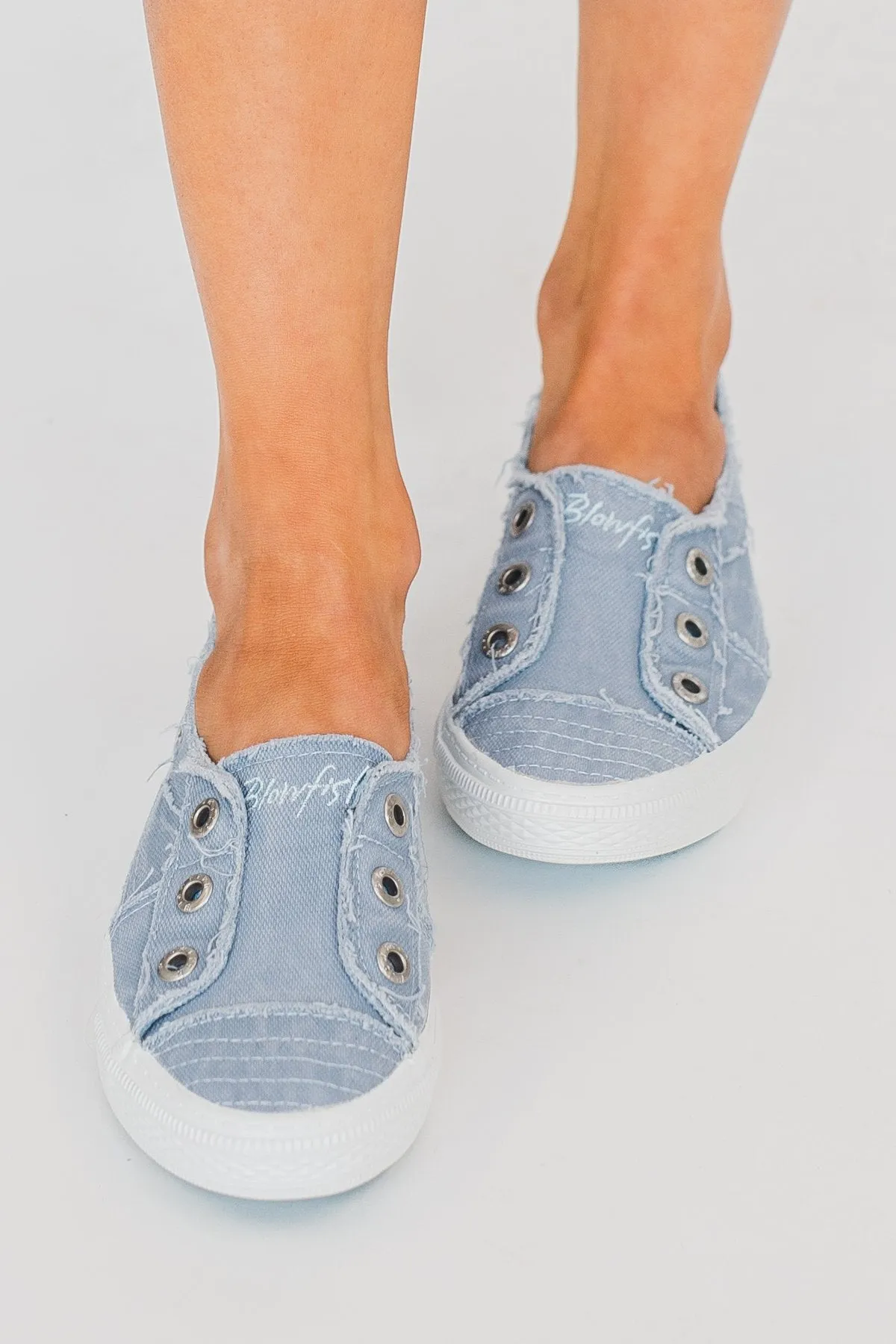 Blowfish Aussie Sneakers- Baby Blue Smoked