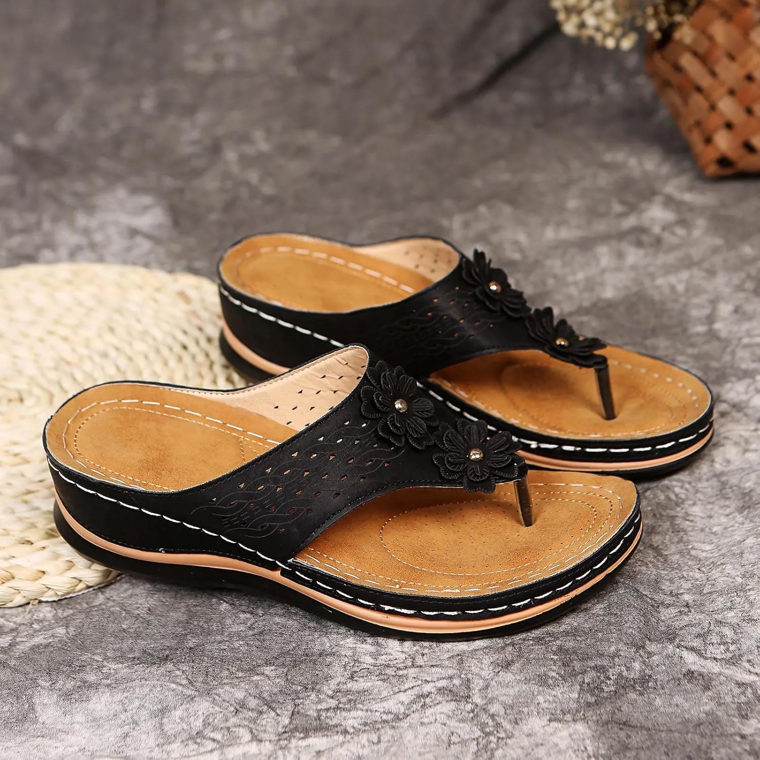 Eduavar Sandals for Women Dressy Summer, Orthopedic Sandals for Women Comfortable Open Toe Flip Flops Casual Beach Sandals