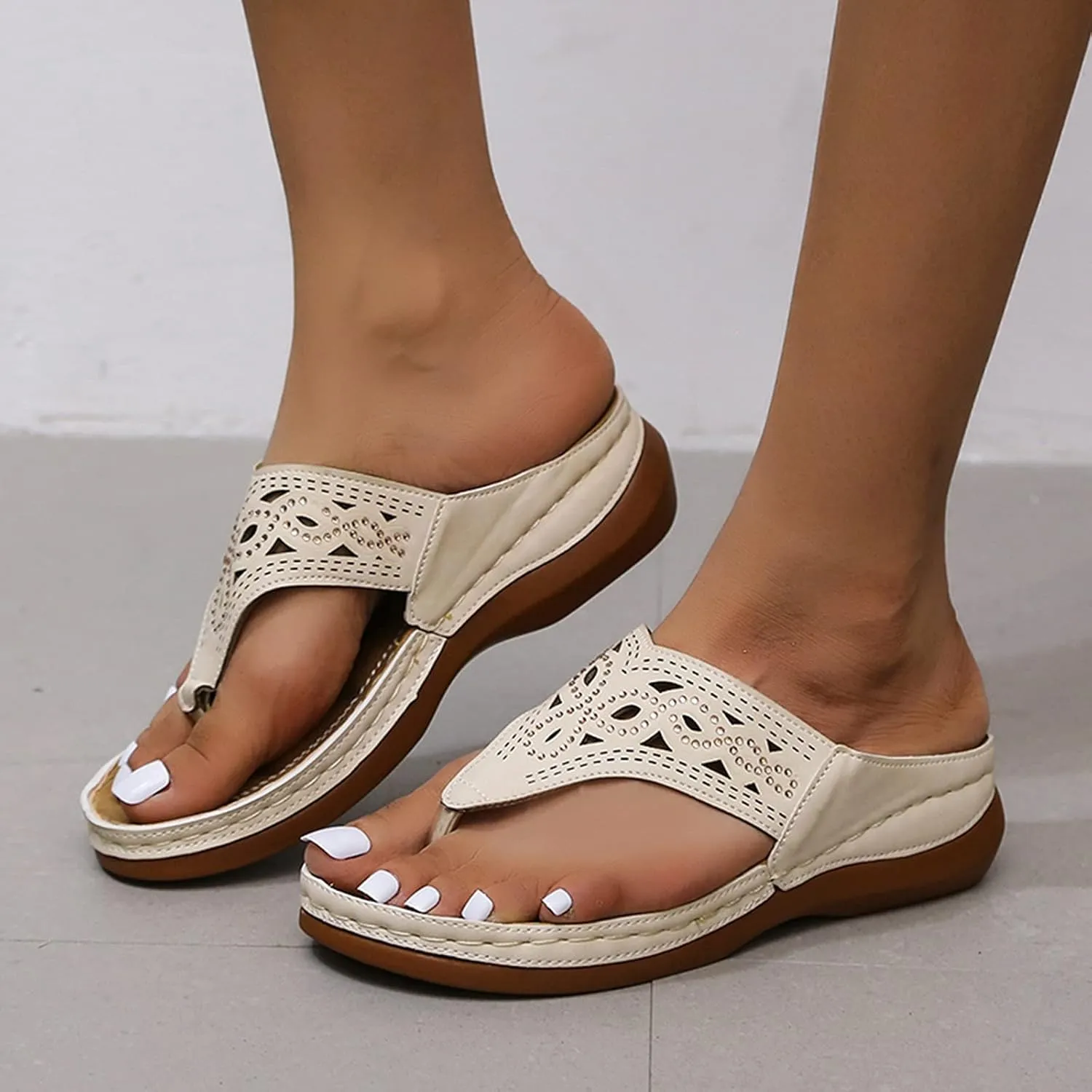 Eduavar Womens Sandals Comfortable, Sandals Women Dressy Summer Comfy Flip Flops Sandals Breathable Open Toe Flat Sandals
