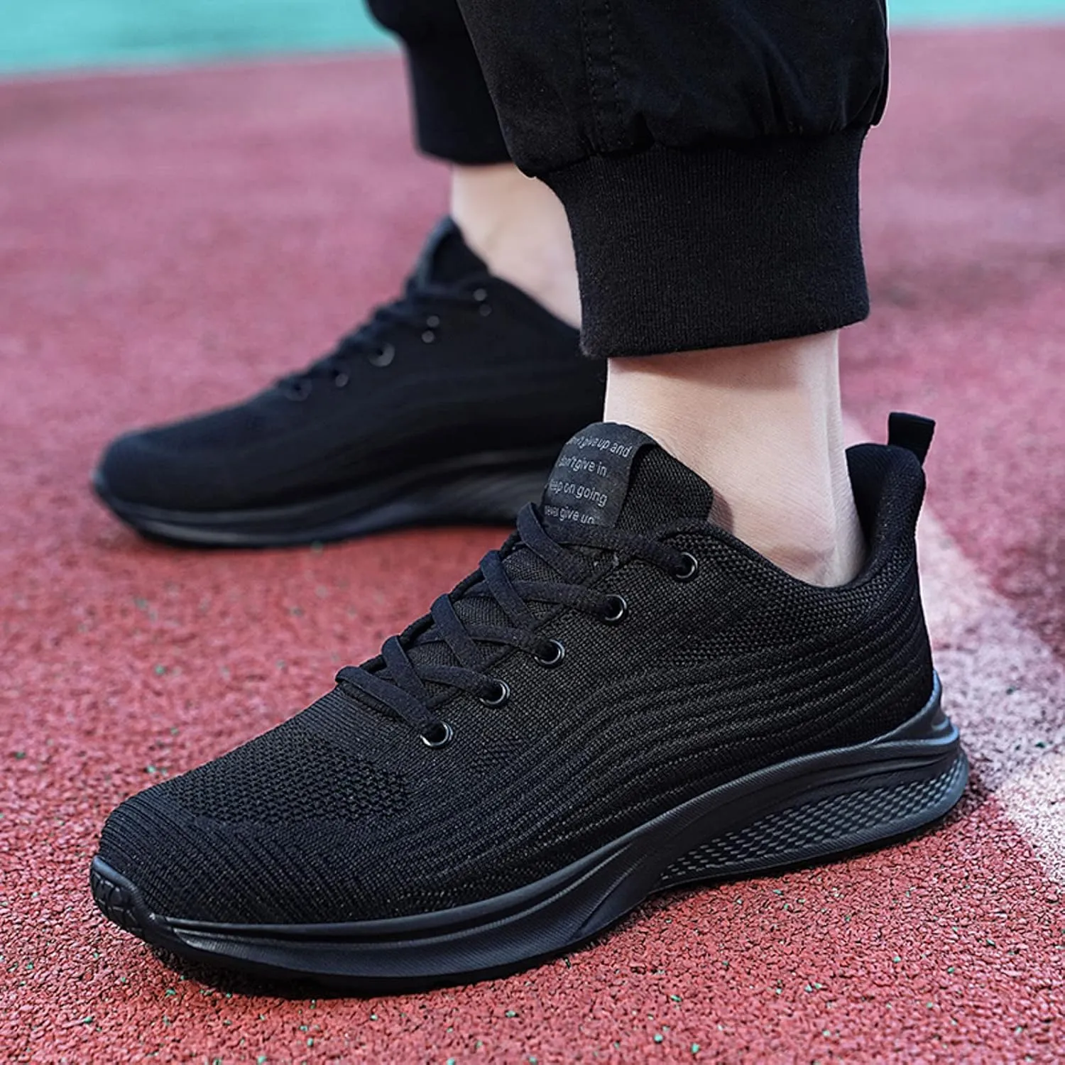Fashion Sneakers Comfortable Men Sports Shoes Fashion Summer New Pattern Simple Solid Mesh Breathable Comfortable Lace