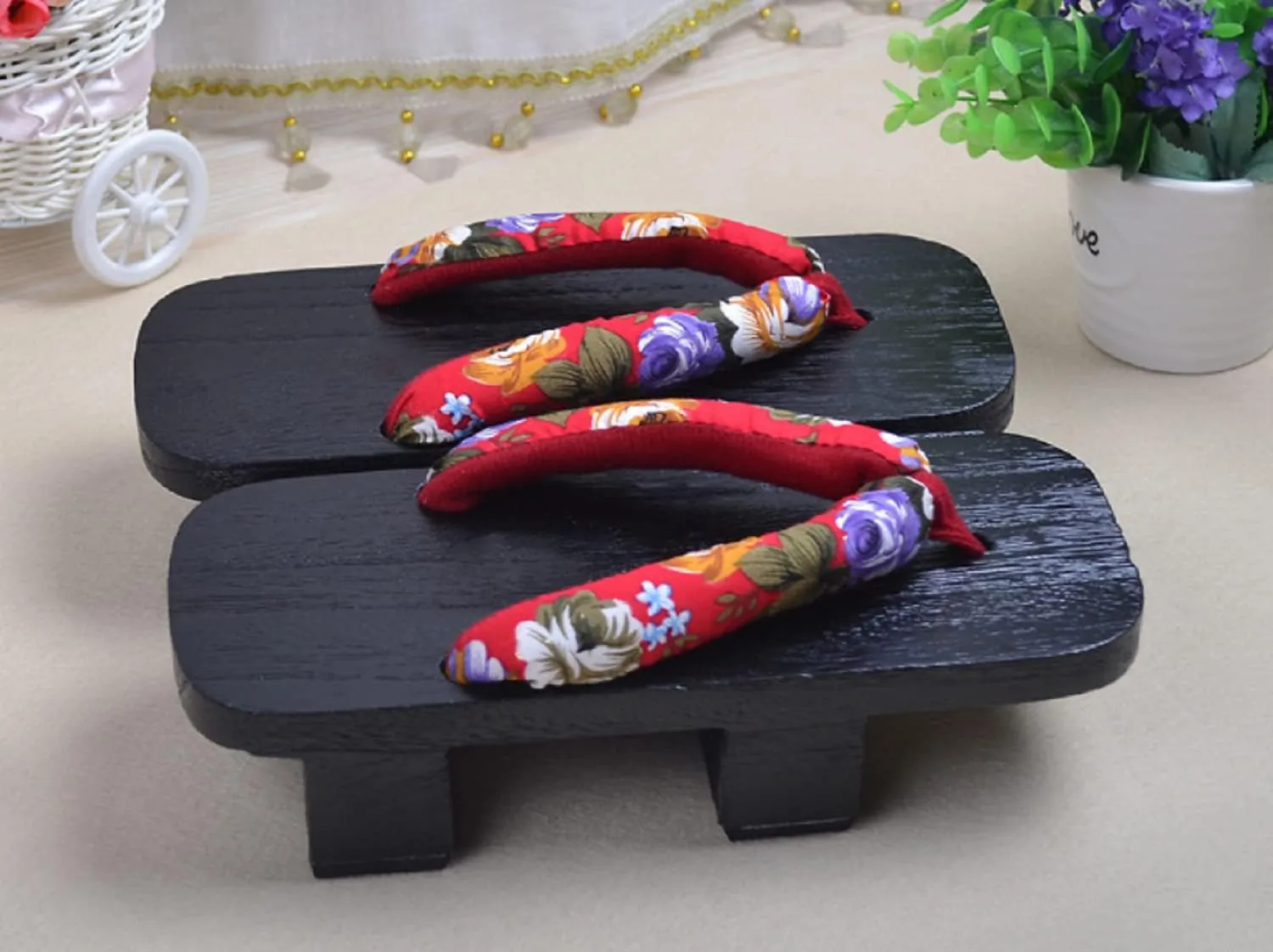 GK-O Japanese Clogs Geta Wooden Flip Flops Retro Sandals Slippers Shoes Kimono Cosplay Costume Shoes