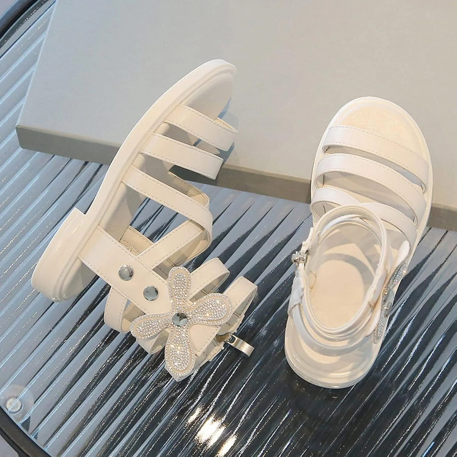 Kids Slides Girls' Sandals Summer Fashion Children's Rhinestone Roman Sandals Korean Edition Wee Squeak Boots