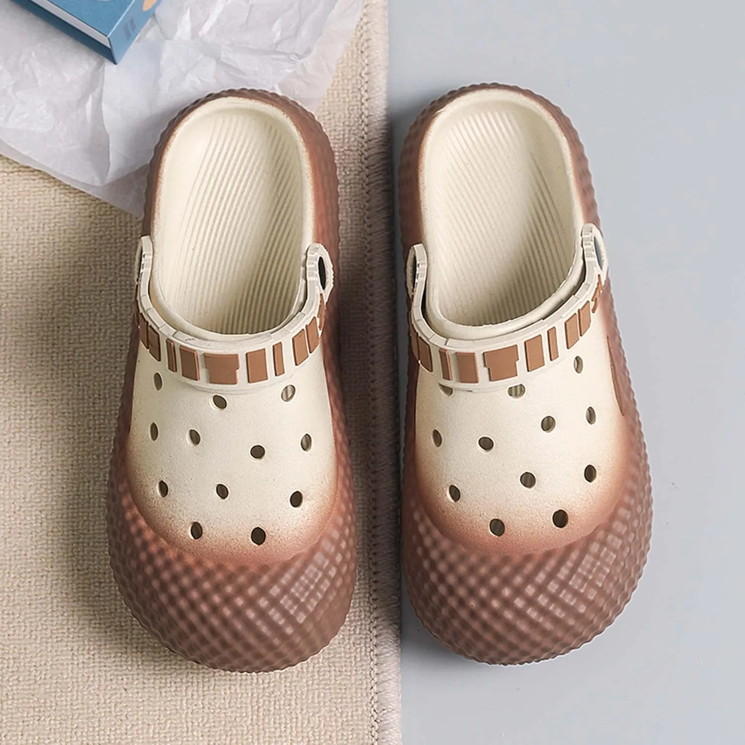 Men's and Women's Fashionable Sandals for Summer Breathable Non Slip Walking Leisure Wooden Clogs Garden Shoes Lightweight Quick Drying Beach Sandals Water Sports Shoes