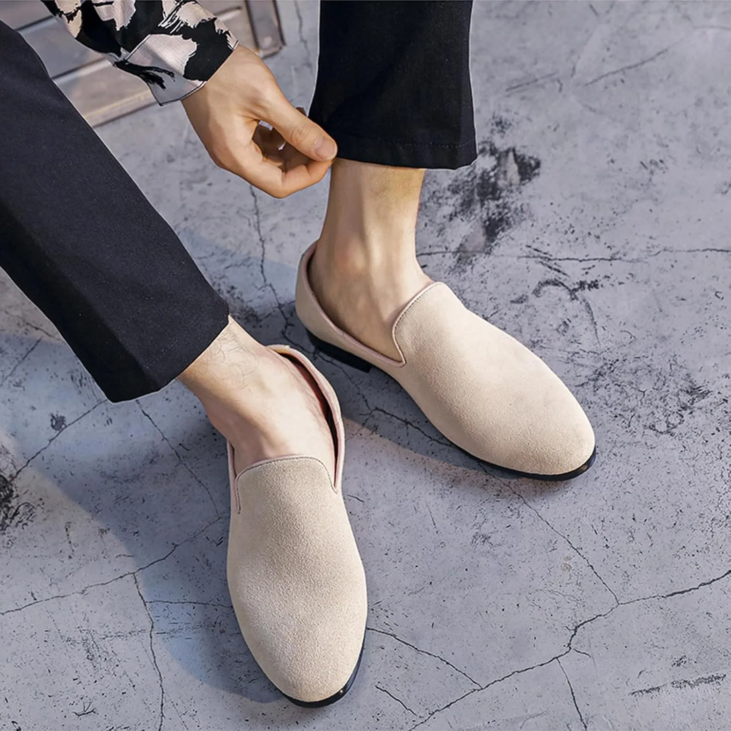 Men's Casual Velvet Loafers Slip-On Walking Dress Comfortable Fashion Shoes