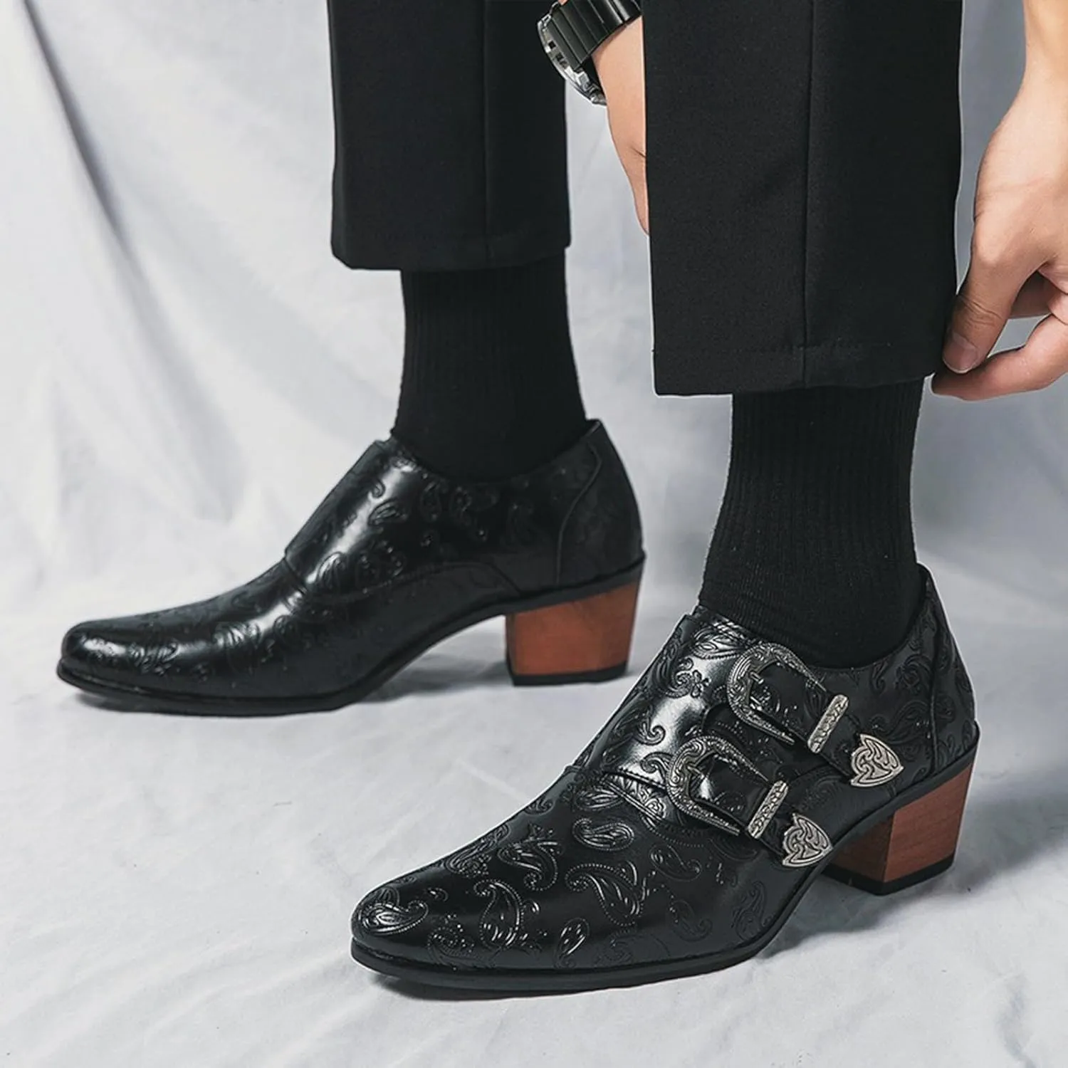 Men's Chelsea Boots Low Top Pointed Toe Oxford Boots Retro Fashion Party Business Western Cowboy Ankle Boots Leather Slip On Dress Loafers