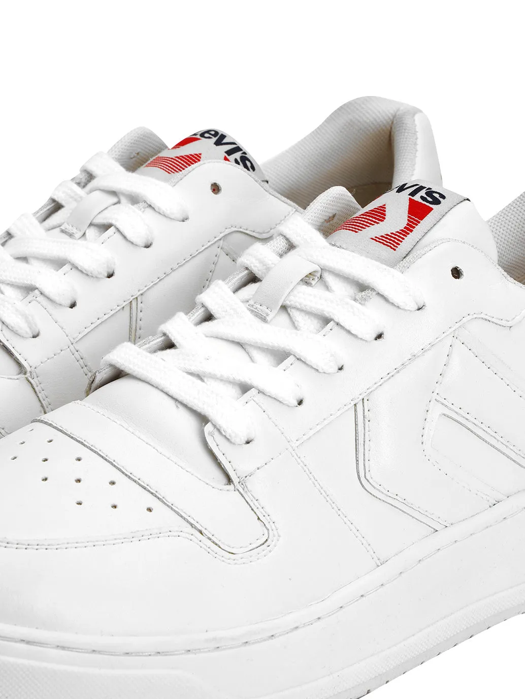 Men's White Solid Sneakers