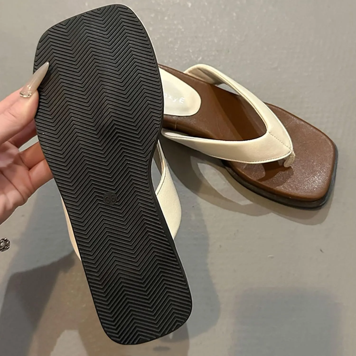 Orthopedic Flip Flops for Women | Memory Foam Flip-flops for Plantar Fasciitis with Arch Support