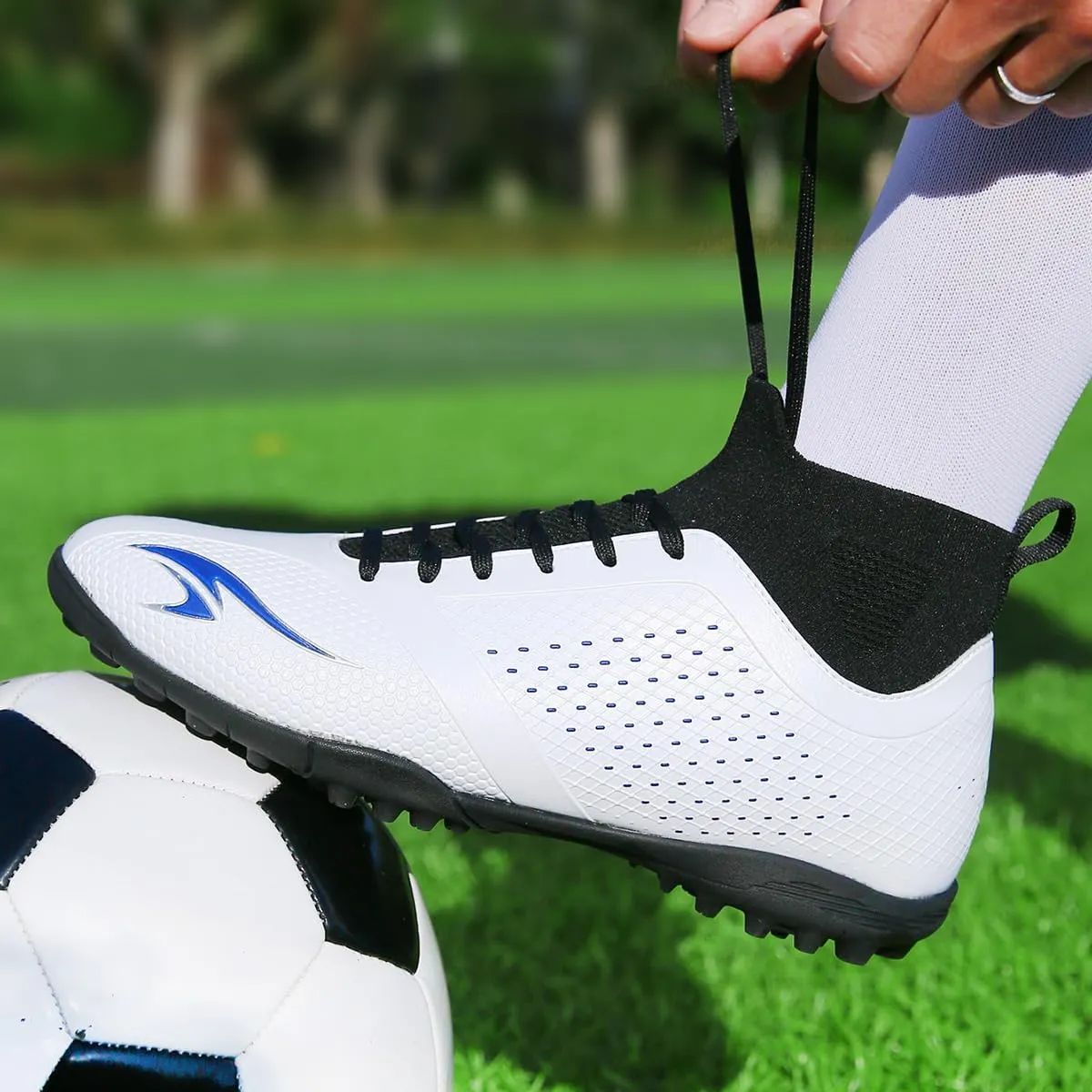 Professional Men's Outdoor Indoor Training Sports Football Shoes, Lightweight and Breathable Cleats Shoes