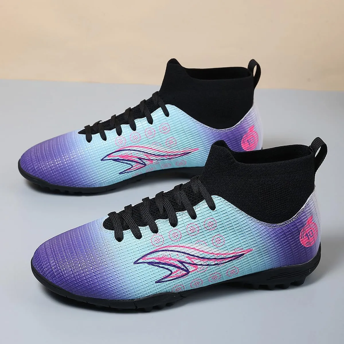 Professional Sports Football Shoes for Men, Lightweight and Breathable