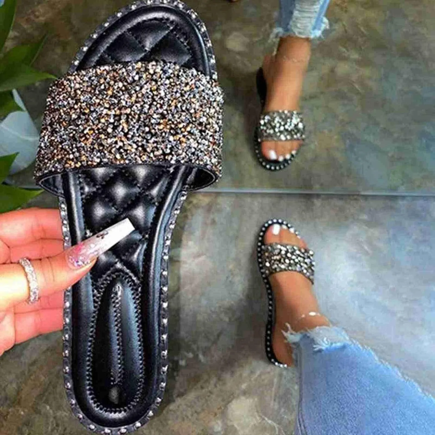 SACFOF Women Flat Sandals Summer Sequins Glitter Dressy Beach Slip on Sandals Casual Open Toe Outdoor Flat Slippers Sandals