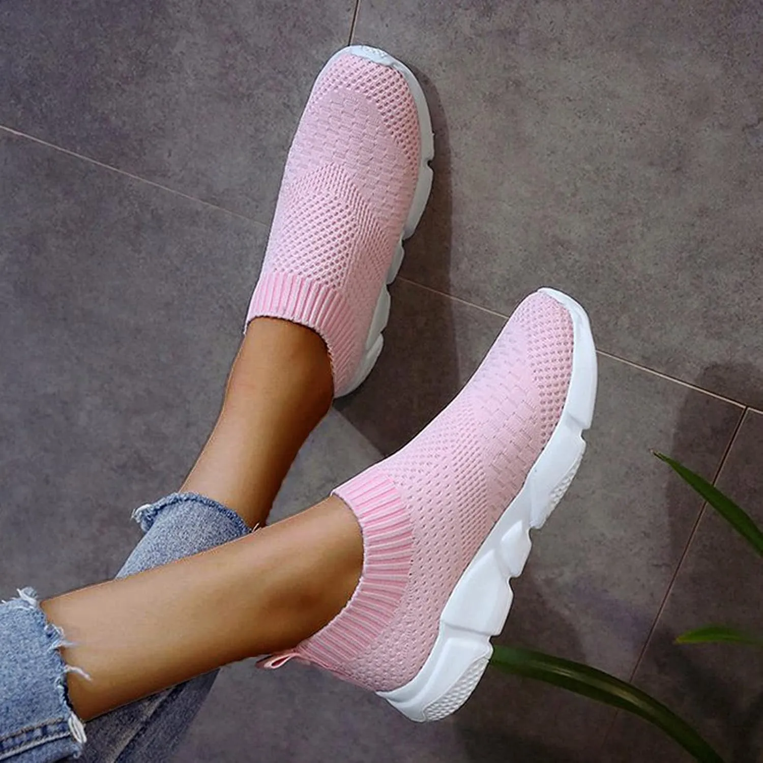 SBGMoSJ Trendy High Top Sneakers for Women 2023 Winter Walking Shoes for Women Non Slip Black Sneakers for Women Dressy Platform Sneakers for Women Cute Black Shoes for Women