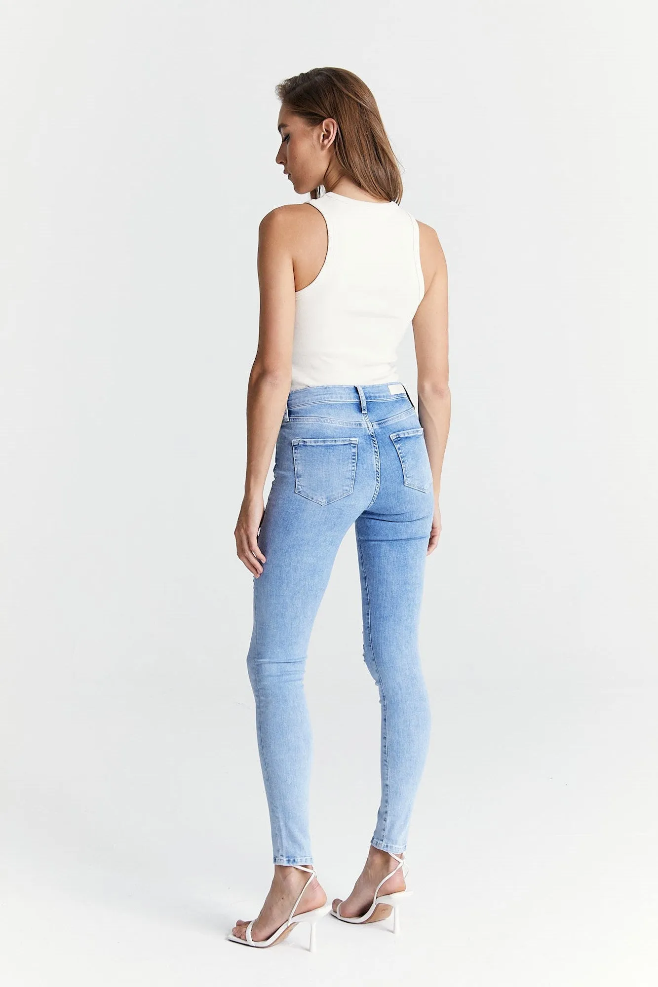 Sophia - High Waist Super Skinny - Light Blue Destroyed