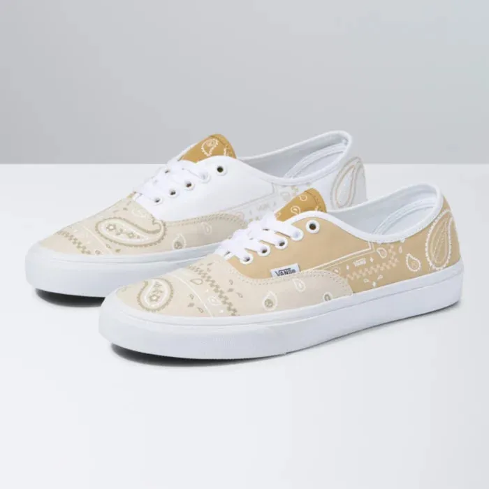 UA AUTHENTIC | PEACE TRUE WHITE