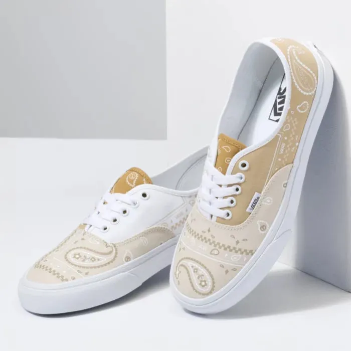 UA AUTHENTIC | PEACE TRUE WHITE
