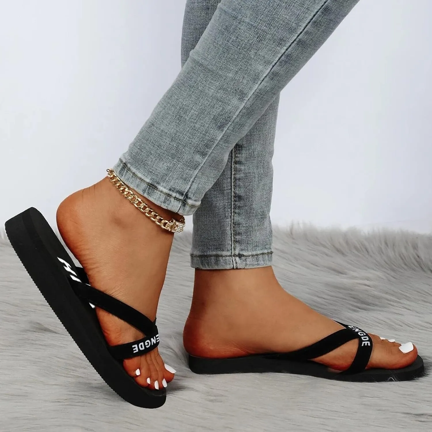 Walking Flip Flops Women Summer Non Slip Shoes Wedges Slippes Woman Outdoor Beach Slippers Sandals Casual Slippers