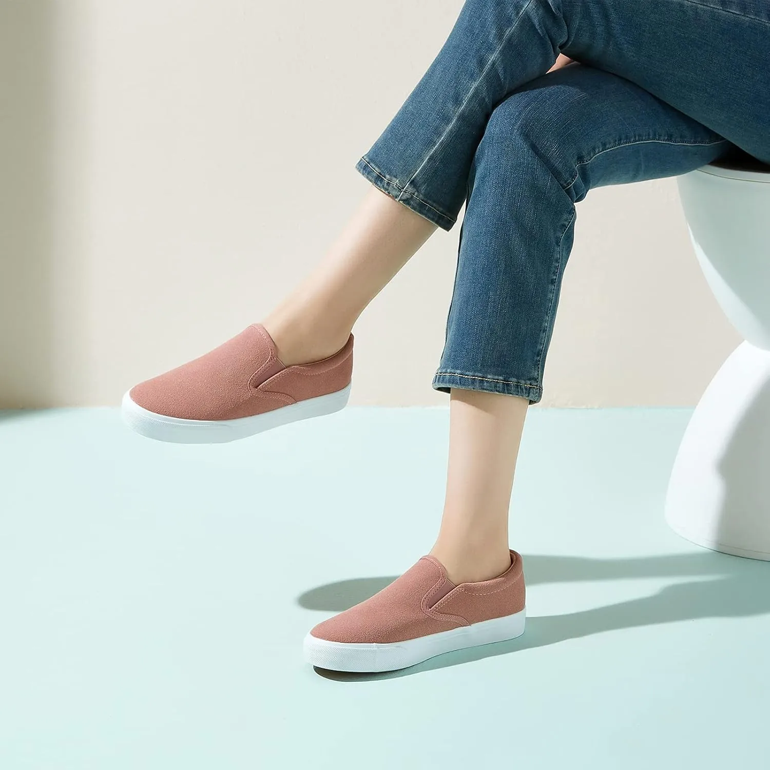 Women's Slip on Shoes Canvas Sneakers Loafers Non Slip Shoes Low Top Casual Shoes