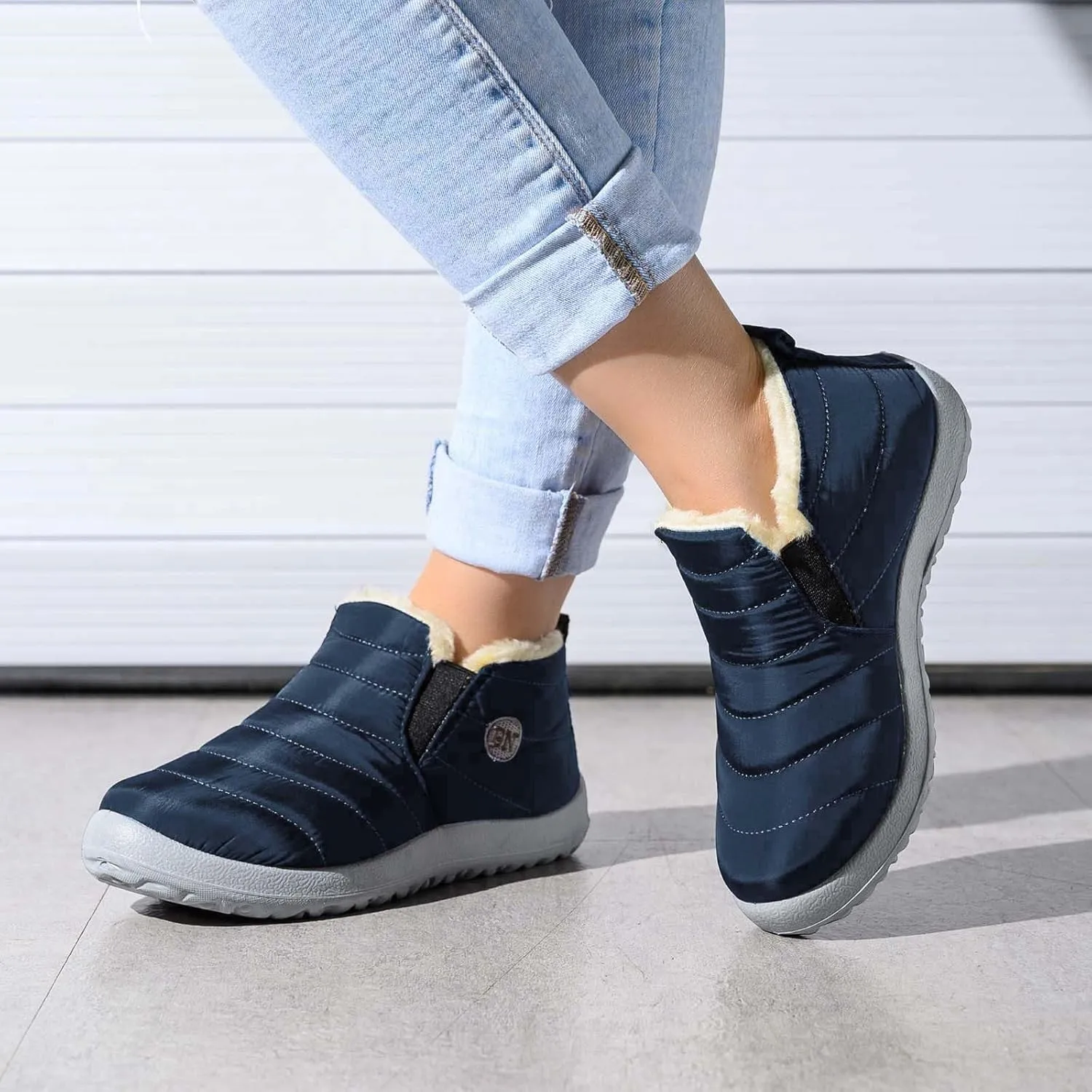 Womens Snow Boots Waterproof Slip on Women's Winter Waterproof Fur Lined Frosty Snow Boots Women's Winter Boots Wide Calf Zapatos Para La Nieve De Mujer Botas Contra El Agua Para Mujer